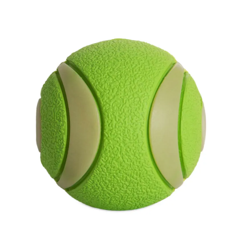 Chuckit! Max Glow Ultra Squeaker Bola com Brilho para cães