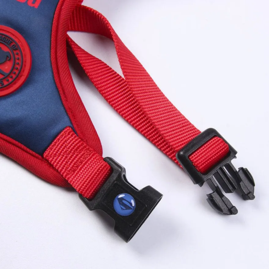 DC Comics Super Pets Peitoral estampado para cães