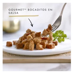 Gourmet Gold Biscoitos de salmão e frango para gatos
