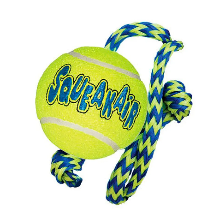 Kong Air Dog Squeakair bola com corda para cães