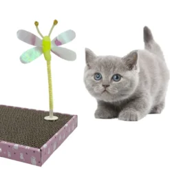 Leeby Babette borboleta em brinquedo interativo para gatos