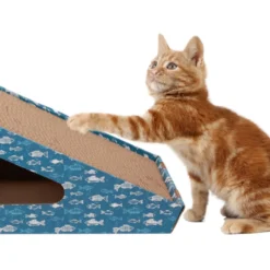 Leeby Walter arranhador de cartão horizontal com bola e estampado de peixes para gatos