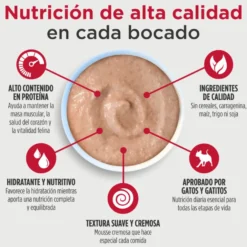 Nulo Comida húmida Mousse cremosa de Vaca e Sardinhas em saquetas para gatos
